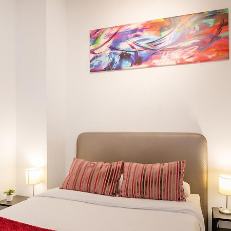 Apartamentos San Leandro, Centro Аликанте Екстериор снимка