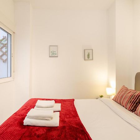 Apartamentos San Leandro, Centro Аликанте Екстериор снимка