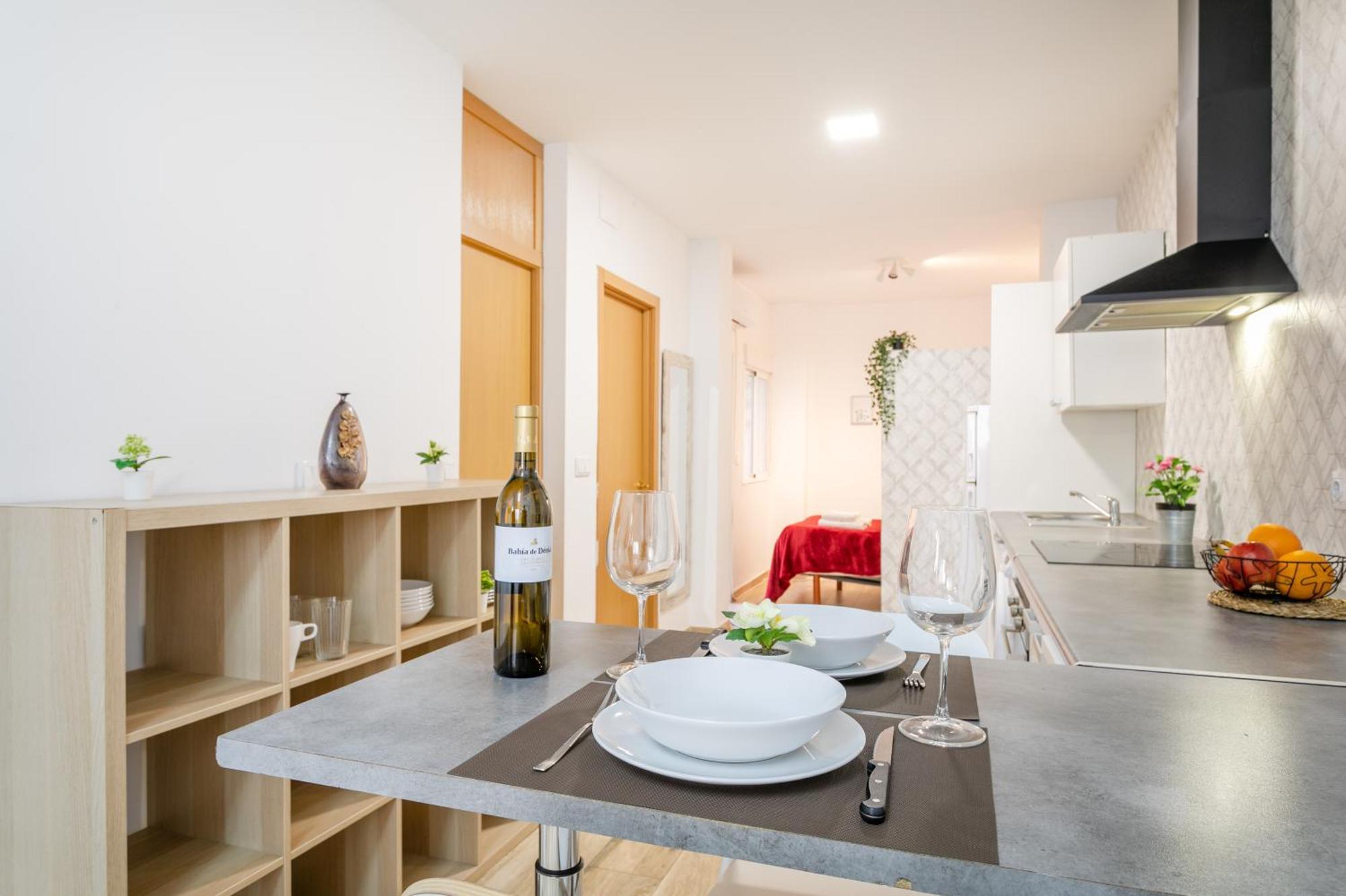 Apartamentos San Leandro, Centro Аликанте Екстериор снимка