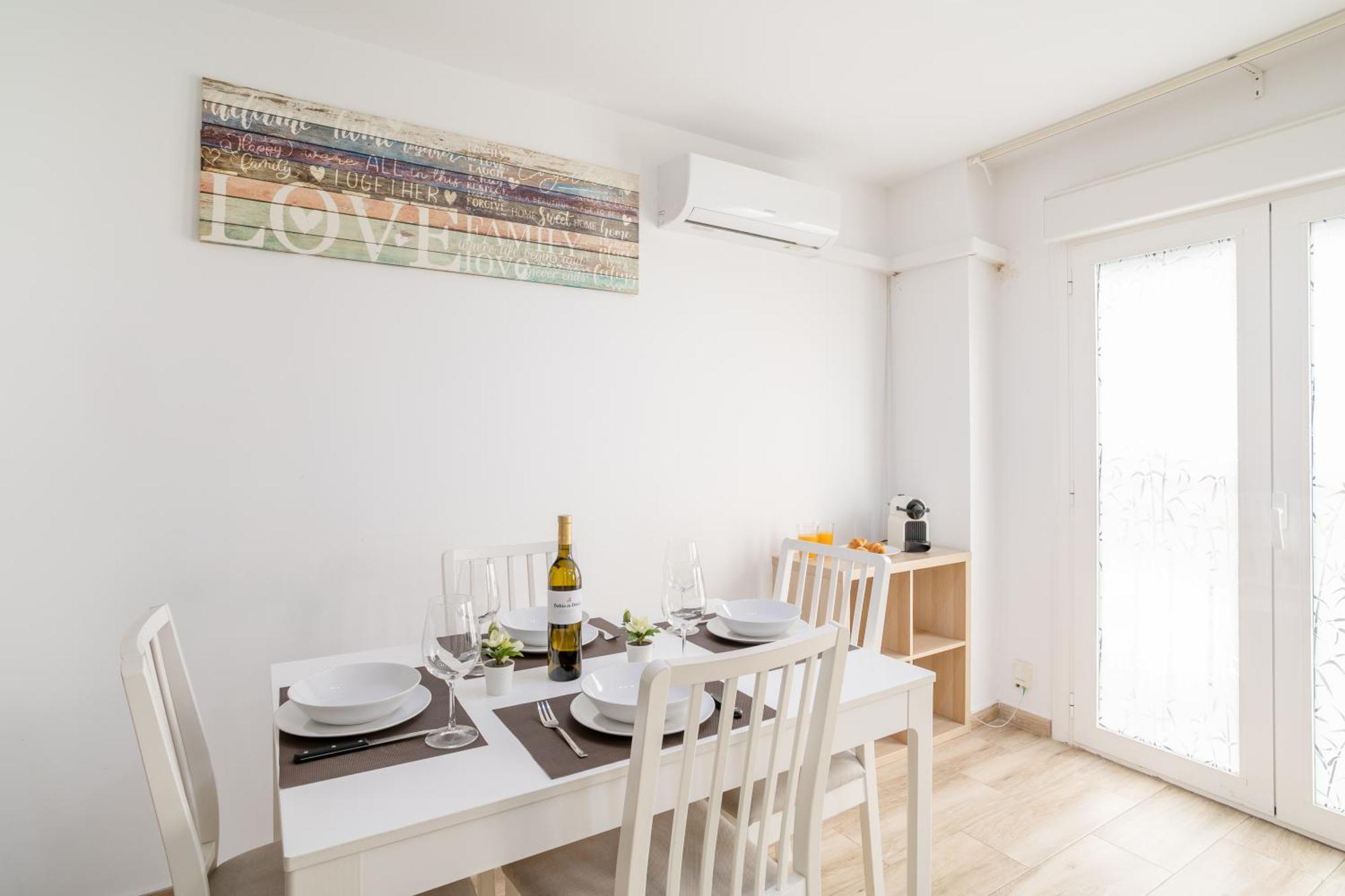 Apartamentos San Leandro, Centro Аликанте Екстериор снимка
